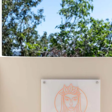 Aglaea I Saltwater Pool & Amazing Seaview! Chania (Crete)