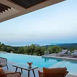 빌라 Aglaea I Saltwater Pool & Amazing Seaview! *