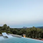 빌라 Aglaea I Saltwater Pool & Amazing Seaview! 하니아