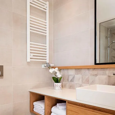 Aglaea I Saltwater Pool & Amazing Seaview! חאניה