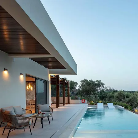 וילה Aglaea I Saltwater Pool & Amazing Seaview! חאניה