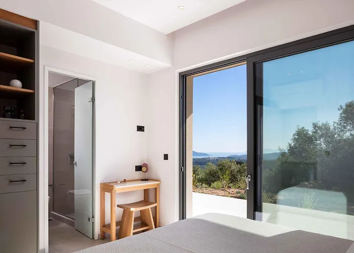 Villa Aglaea I Saltwater Pool&amazing Seaview! *