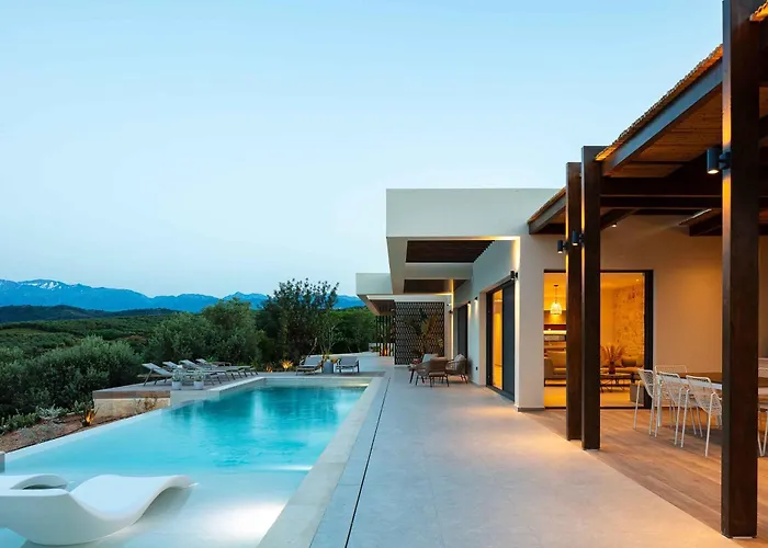 Villa Aglaea I Saltwater Pool&amazing Seaview! La Canea